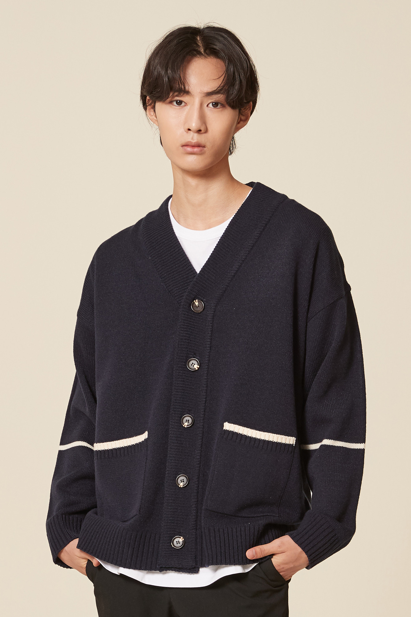 POINT POCKET AND ARM KNIT CARDIGAN_NAVY